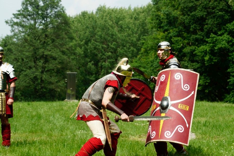 Zweikampf zwischen dem skythischen Auxiliar Atheas und Miles Maximus (Foto André König)